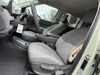 Kia EV3 Plus 81.4 kWh picture 12