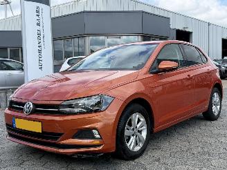 Vaurioauto  passenger cars Volkswagen Polo 1.0 TSI Comfortline Business AUTOMAAT 2018/6