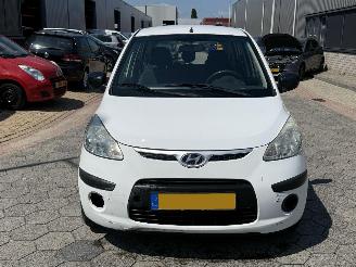 Hyundai I-10 1.1 Pure picture 3