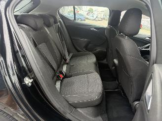 Opel Astra 1.0 Online Edition picture 15