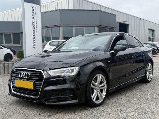 Coche accidentado Audi A3 Limousine 1.5 TFSI CoD Sport S Line Edition 2018/12