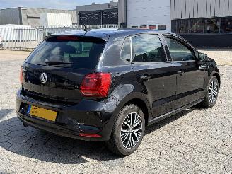 Volkswagen Polo 1.2 TSI Highline AUTOMAAT picture 4