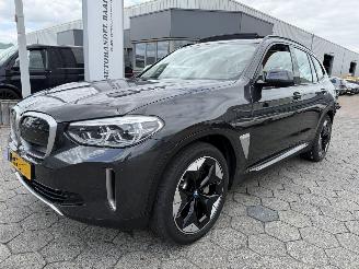 Damaged car BMW iX3 High Executive 80 kWh 2021/10