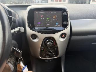 Toyota Aygo 1.0 VVT-i x-nav picture 18
