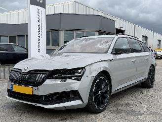 Vaurioauto  passenger cars Skoda Superb Combi 1.4 TSI iV Business Edition 2021/3