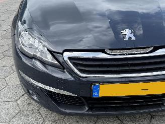 Peugeot 308 SW 1.2 PureTech Style picture 8