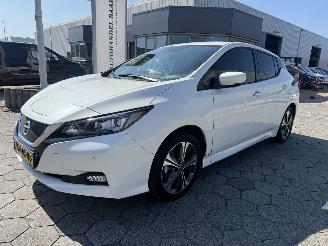 Vaurioauto  passenger cars Nissan Leaf Tekna 40 kWh 2021/3