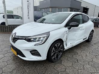 Avarii autoturisme Renault Clio 1.6 E-Tech Hybrid 145 Techno 2022/10