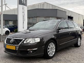 Damaged car Volkswagen Passat Variant 2.0 TDI Comfortline 2008/8
