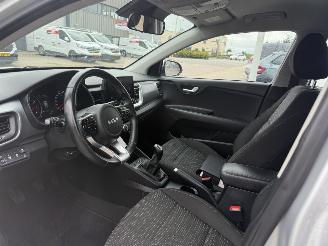 Kia Stonic 1.0 T-GDi MHEV DynamicLine picture 11