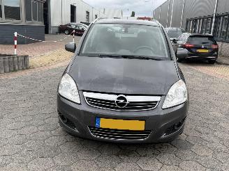 Opel Zafira 1.8 Cosmo 7persoons picture 2