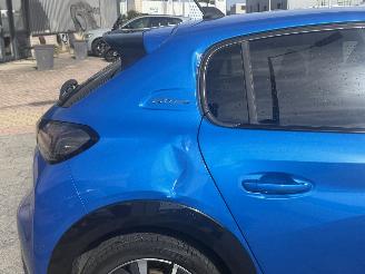 Peugeot 208 1.2 PureTech GT-Line AUTOMAAT picture 8