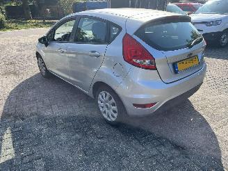 Ford Fiesta 1.2 Limited 5 deurs airco picture 4
