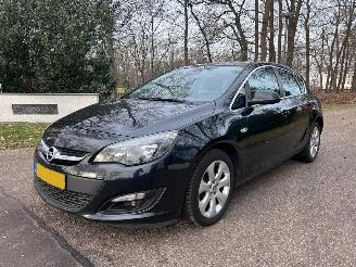 skadebil auto Opel Astra 1.4 Turbo Blitz. 2014/8