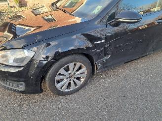 Volkswagen Golf 1.0i variant 85kw picture 3