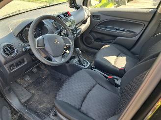 Mitsubishi Space-star 1.0 cool+ picture 3