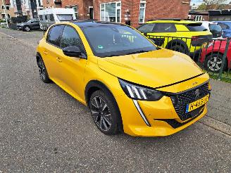 Auto incidentate Peugeot 208 1.2 pure tech GT line 2020/2