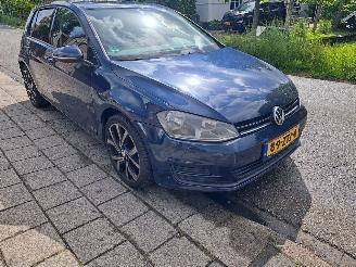 skadebil auto Volkswagen Golf 1.2 tsi trendline 2013/2
