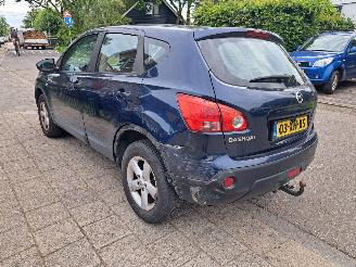 Nissan Qashqai 2.0i tekna picture 2