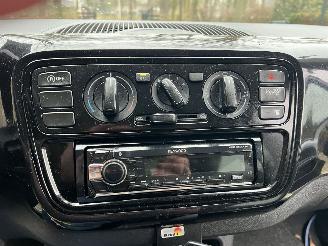 Volkswagen Up! 1.0 MOVE UP! BLUEMOTIOM AIRCO picture 20