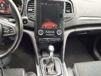 Renault Mégane Estate 1.2 TCe AUTOMAAT Serie Signature Exclusive picture 18