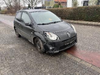 skadebil auto Renault Twingo 1.2-16V 2012/1