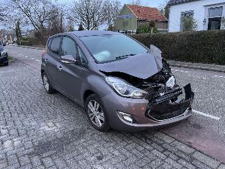 Auto incidentate Hyundai Ix20 1.4-16V 2012/6