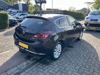 Opel Astra 1.6 CDTi Edition picture 3