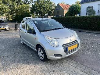 Vaurioauto  passenger cars Suzuki Alto 1.0-12V 2010/7