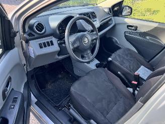 Suzuki Alto 1.0-12V picture 5