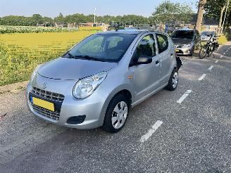 Suzuki Alto 1.0-12V picture 2