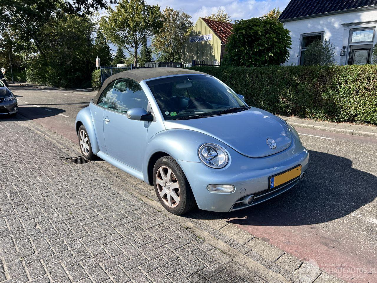 Volkswagen Beetle 1.6 Cabrio