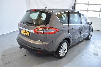 Ford S-Max  picture 7