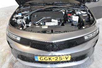 Opel Astra SPORTS TOURER 1.2 T. Hyb. GS LINE picture 14