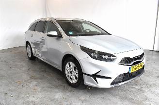 Damaged car Kia Ceed 1.0 T-GDi DynPlusL. 2024/2