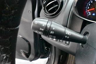 Renault Clio 0.9 TCe Limited picture 33