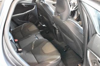 Volvo V-40 1.6 D2 Momentum picture 19