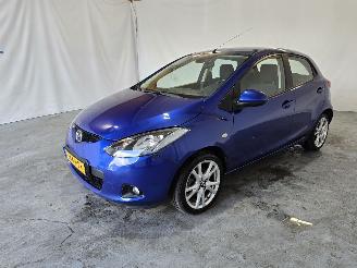 Mazda 2  picture 3