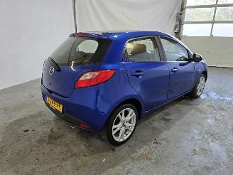 Mazda 2  picture 7