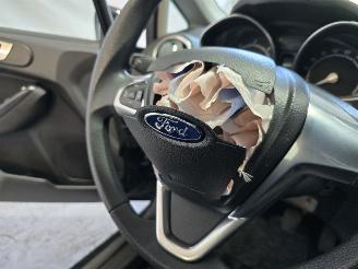 Ford Fiesta 1.6 TDCi Style picture 18