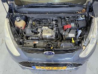 Ford B-Max 1.0 EcoB. Titanium picture 14