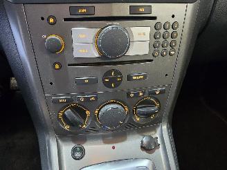 Opel Antara 3.2 V6 Cosmo picture 32