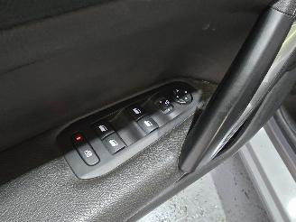 Peugeot 308 1.2 PureTech Blue Lease Premium picture 24