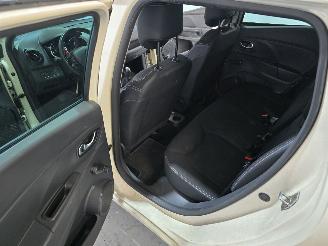 Renault Clio 1.5 dCi ECO Expression picture 17