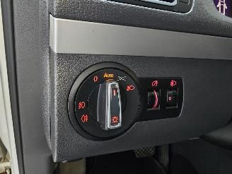 Volkswagen Touran 2.0 TDI Highline BlueMotion 7p. picture 27