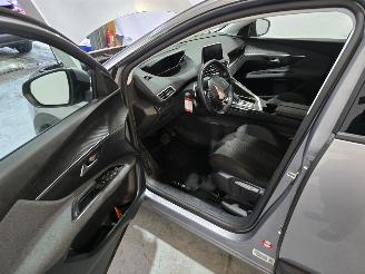 Peugeot 3008 1.2 PureTech Active picture 22