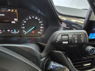 Ford Fiesta 1.0 EcoB.Hy. Tit. picture 28