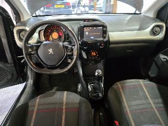 Peugeot 108 1.2 VTi Allure picture 25