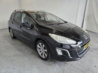 Coche accidentado Peugeot 308 SW 1.6 THP Allure 7p 2013/2