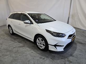 skadebil auto Kia Ceed 1.0 T-GDi DynPlusL. 2022/1